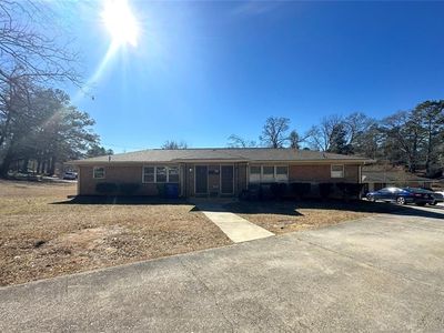 4421 Lynn Dr