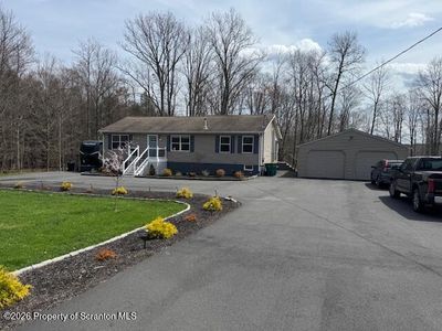 100 Victoria Cir
