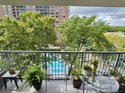 100 York St APT 7A