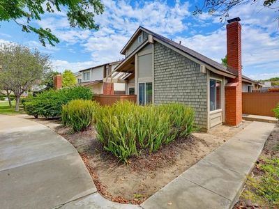 10639 Escobar Dr