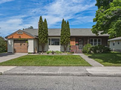 414 Burlington Ave