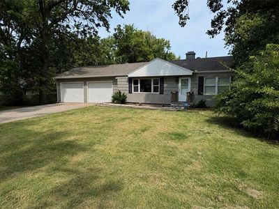 Property at 8810 E 71st Ter, Raytown, MO