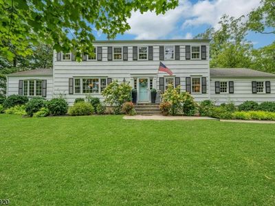 122 N Maple Ave