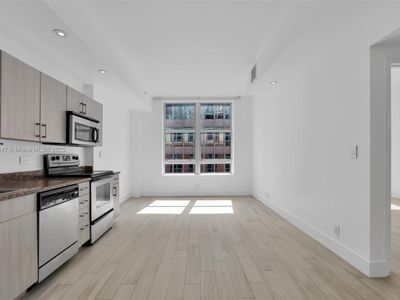 111 E Flagler St APT 902