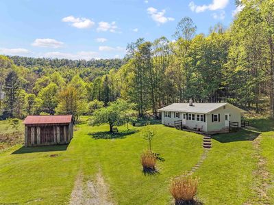 61 Smiths Bridge Rd