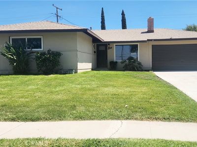 360 E Rancho Rd