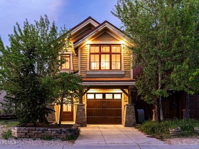 1308 Empire Ave