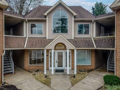 332 Village Pointe Dr #10-J