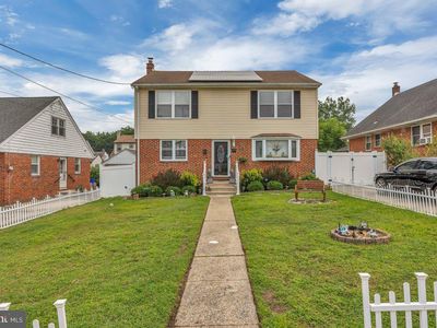 112 N Drexel St