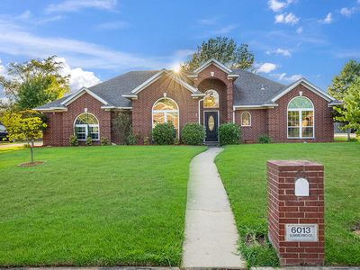 6013 Summerwood Ln