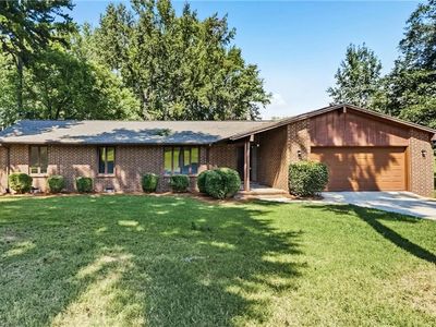 4103 Hickory Tree Ln