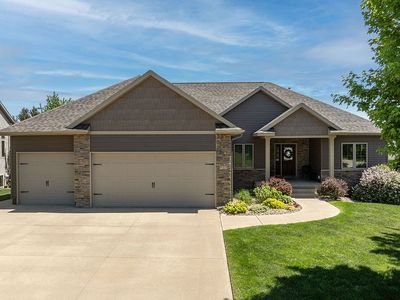 Property at 915 2nd St, Fairfax, IA
