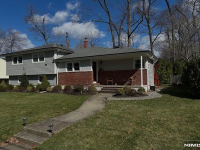 986 Wildwood Rd