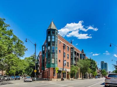 845 W Altgeld St APT 4D
