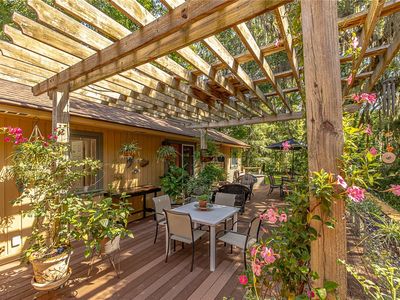 102 Saint Clair Pkwy