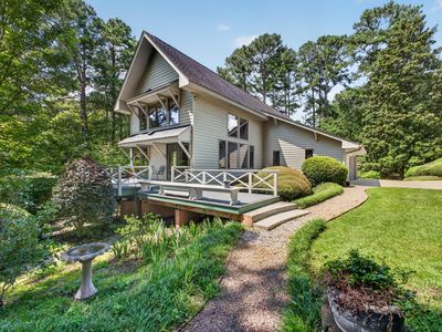 733 Winged Foot Dr