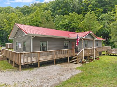 315 Red Bird Ln