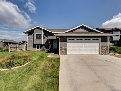 5818 Weatherby Loop