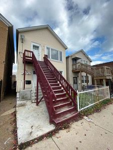 306 W 30th St