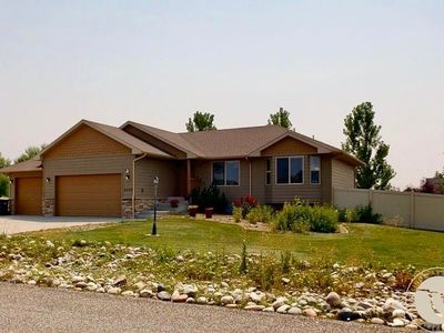 6990 Lakeshore Dr