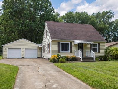 416 Parkside Dr
