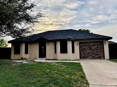 317 Whitewing Dr