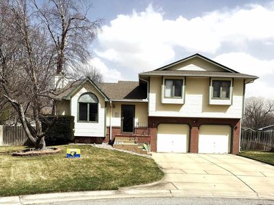 2448 N Chadsworth Ct