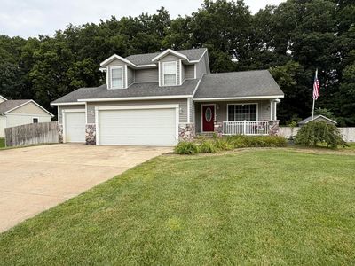 3221 Fairhaven Dr