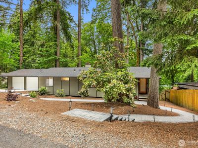 400 SW Forest Place