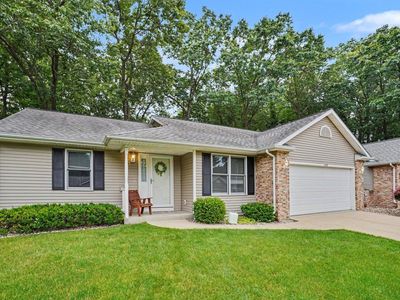 1498 Estero Dr