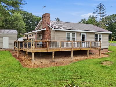 3825 Byers Rd