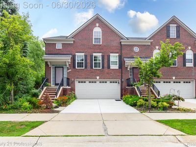 Property at 757 Sandalwood Dr, Troy, MI