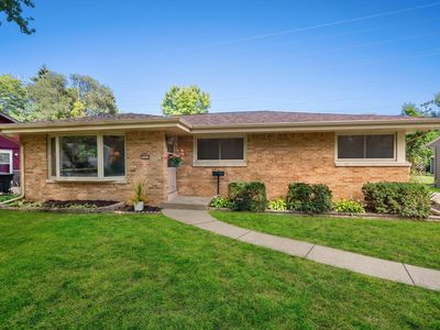 Property at 5444 N Dexter AVENUE, Glendale, WI