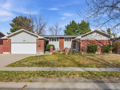 1583 E Meadowmoor Rd