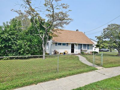 101 Phyllis Drive