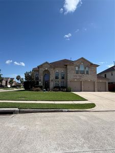 2107 Silverthorn Ln