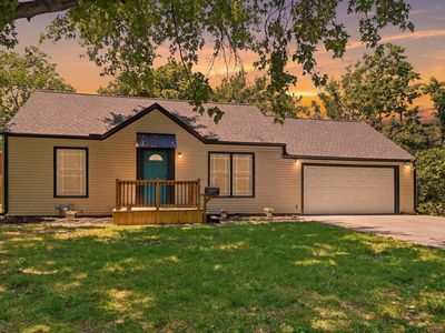 Property at 807 SW Anderson Ter, Topeka, KS