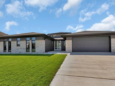 2137 Tamarack Dr