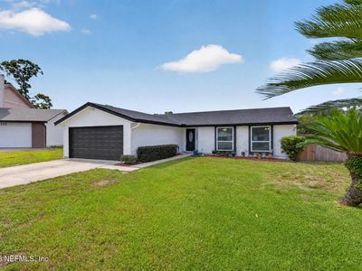 12240 CHIPPENHAM Court