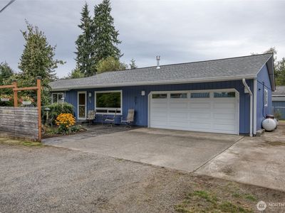 1104 E Fairview Lane