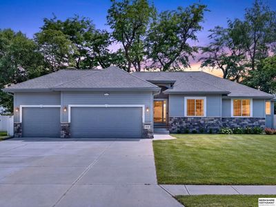 5255 Waterford Avenue Cir