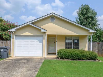 1849 Woodvine Ln