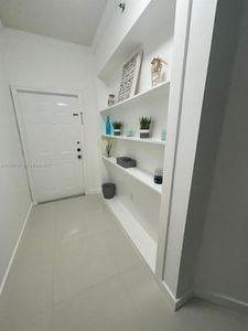 3255 NE 184th St APT 12114