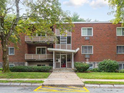 63 Lionel Ave APT C