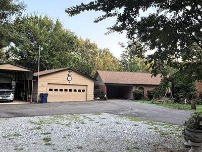 8861 Jones Rd