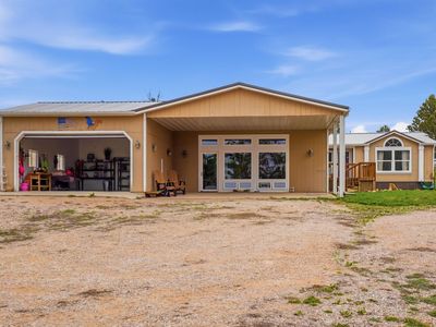 13018 Pleasant Valley Rd