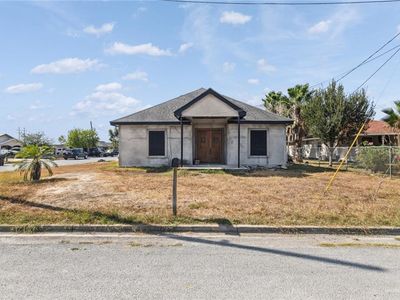 1208 Encino Dr