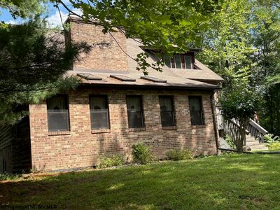 214 Bortz Rd