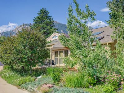 1449 Rockmont Circle