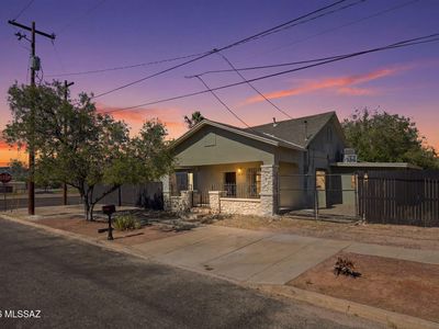 1211 S 9th Ave